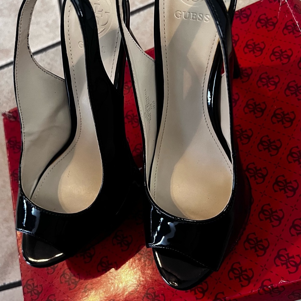GUESS Black Peep Toe Heels